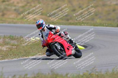 media/Apr-22-2023-TrackXperience (Sat) [[0ce6802930]]/Level 3/session 2 turn 5/